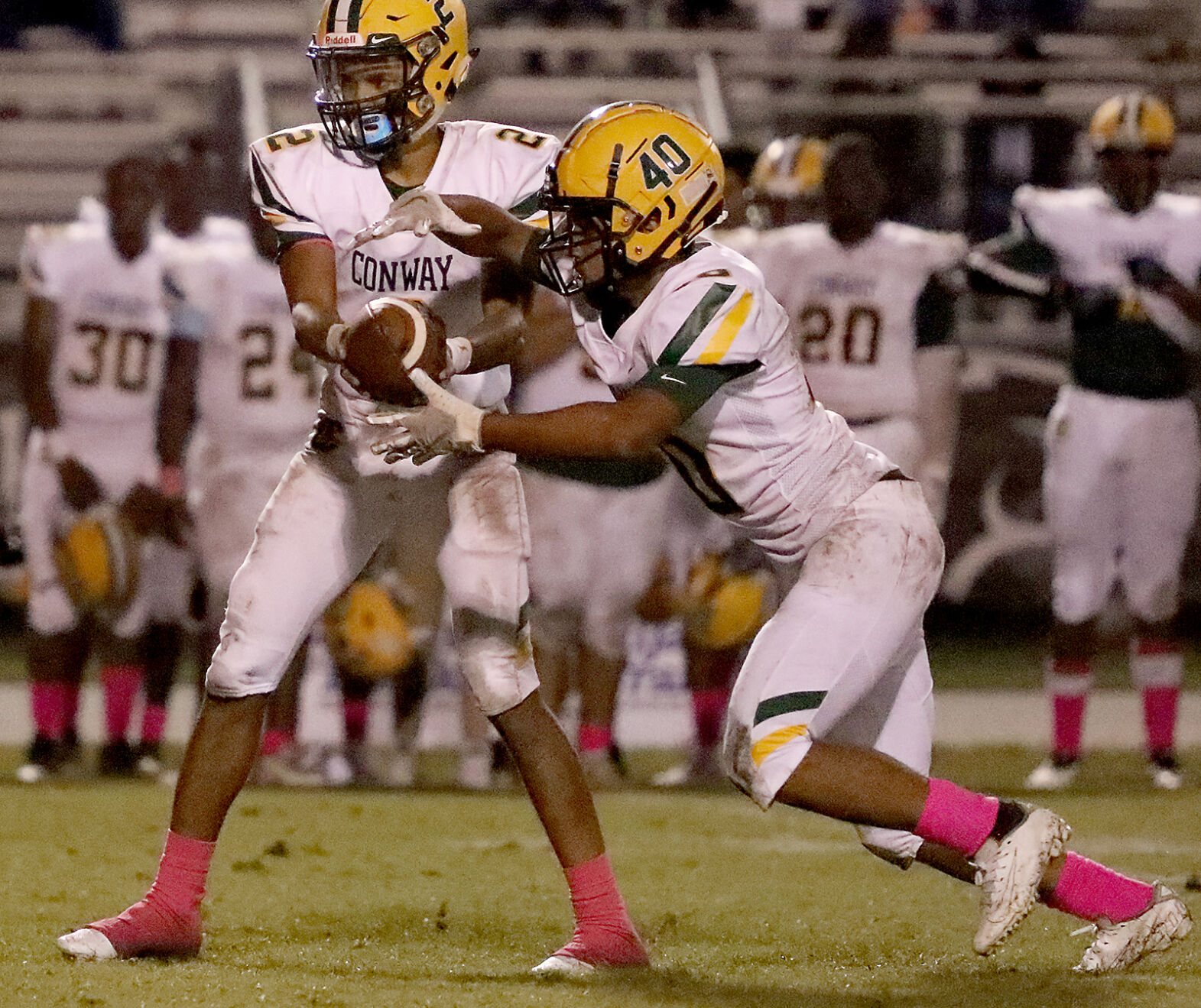 1002 CF football_JM04.JPG